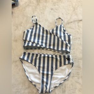 ABERCROMBIE BIKINI!!